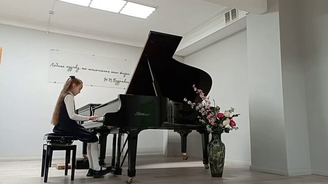 Исп. Карасева Элина, 2 кл. Преп. Чернова Л.А. смотреть онлайн