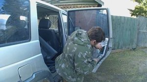 Устранение неисправности механизма открывания двери уаз патриот заклинивание внешней ручки двери