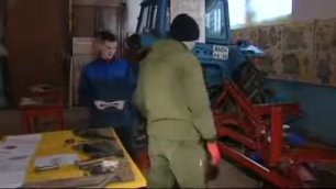 Во время визита в Усольский район Илья Сумароков посетил 'Усольский аграрно-промышленный техникум