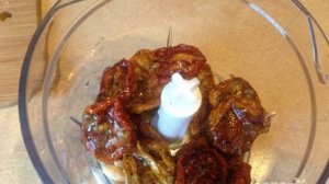 Томатный песто