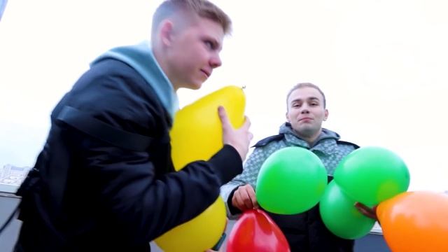 КТО ПОСЛЕДНИЙ ВЫЙДЕТ из ФЕРРАРИ получит 500.000 РУБЛЕЙ! **24 ЧАСА** смотреть онлайн