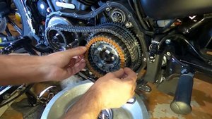 Замена сцепления HD sportster 883