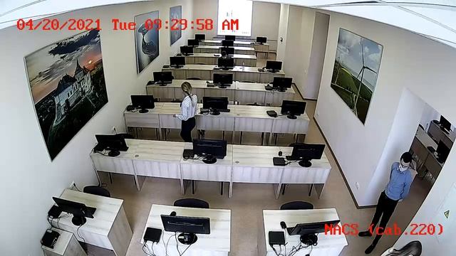 DVR213 ch7 main 20210420090003 20210420100003 смотреть онлайн