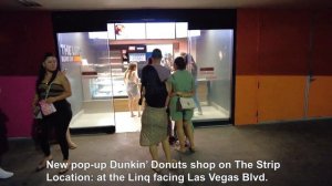 Las Vegas Strip at night [4K] | Center Strip walk