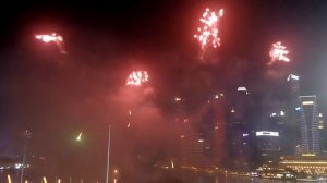 Chinese  New Year salute in Singapore 2019 / Салют на Китайский Новый Год в Сингапуре 2019