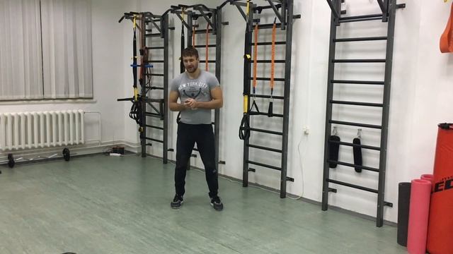 Ежедневные тренировки. Можно ли заниматься каждый день? Приседания и отжимания.