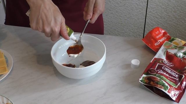 ?КАК ПРИГОТОВИТЬ САМЫЕ ВКУСНЫЕ БУРГЕРЫ ДОМА?? Простой и вкусный рецепт.HOW TO COOK A BURGER?