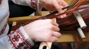 Процесс ткачества браного пояса