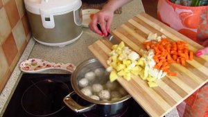 Любимый суп с фрикадельками и сливочным сыром | Всегда Вкусная Еда