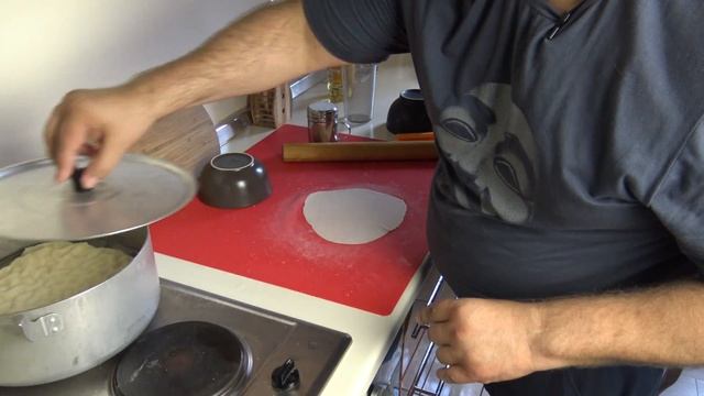 Как приготовить блинчики для утки по-пекински. Два способа приготовления. Давайте попробуем... смотреть онлайн