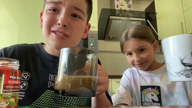 Съел ОСТРЫЙ 🌶️ ПЕРЕЦ! смотреть онлайн