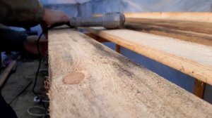 Подготовка стеллажей для выгонки лука на перо.