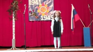 Стихотворение о блокадном Ленинграде - читает Постнова Елена (Зыбинский СДК)