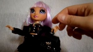 Обзор на куклу Рейнбоу Джуниор Хай Эйвери Стайлз с Rainbow Junior High Avery Styles