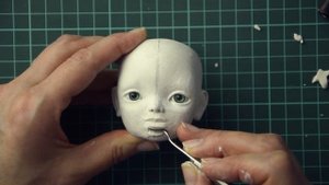 Как слепить пышные губки