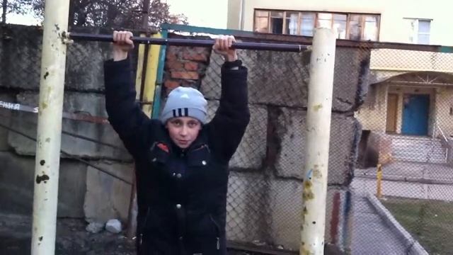 100 подтягиваний за неделю.День 1 смотреть онлайн