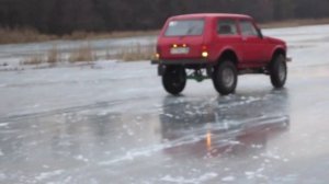 Нива на льду без блокировки раздатки