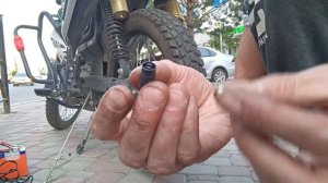 Как заменить или заклеить камеру на мопеде НЕ снимая колеса! Мопед G-moto cross X pro 125 Rato