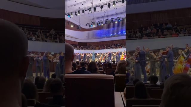 Зарядье. Questa musica, Филипп Чижевский. Бетховен. Первая симфония. смотреть онлайн