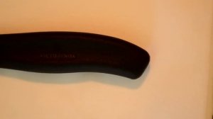 Кухонный разделочный нож Victorinox 6.8003.15B