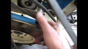 Часть 5. Замена двигателя мотоблока МБ-1. Одевание ремня на шкив