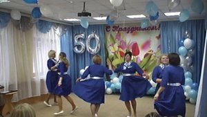 Танец "Детсадовская кадриль" и песня "Хорошее настроение"