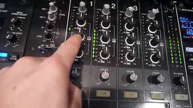 Serato Scratch Live HID Link and a CDJ