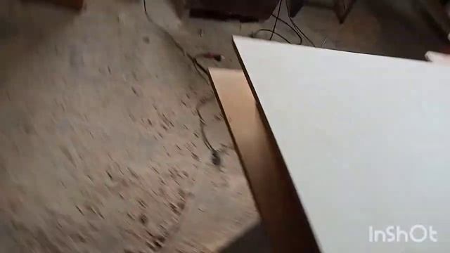 раскладной деревянный стол своими руками, не сложная конструкция,но надежная смотреть онлайн