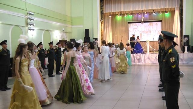 10.07.22 В Новосибирске прошел Пушкинский бал смотреть онлайн