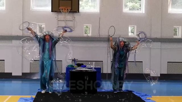 Интерактивное шоу мыльных пузырей "Медузы" смотреть онлайн