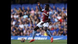 Manchester United’s Axel Tuanzebe set for Napoli loan move after faile