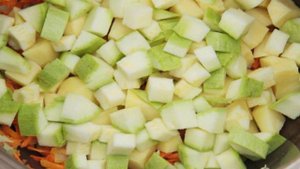 Суп с кабачком и овсяными хлопьями