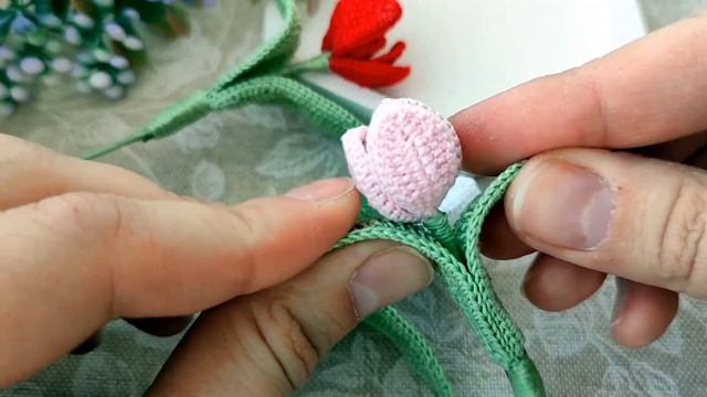 Вязаные брошки тюльпаны. Crochet broshes tulip