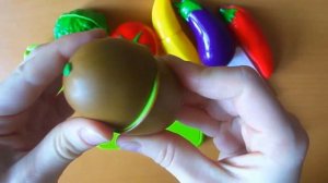 Разрезаем ОВОЩИ и ФРУКТЫ! Овощи и фрукты на ЛИПУЧКАХ! Мультик для самых маленьких