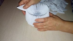 Веселый снеговик из бумаги в технике"модульное оригами"