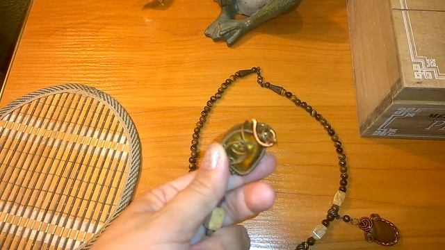 Тигровый глаз-камень защитник от негатива смотреть онлайн