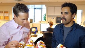 TASTE TEST! LAY's Wasabi Ginger, Bacon Mac n Cheese, Mango Salsa & Cappuccino Potato Chips