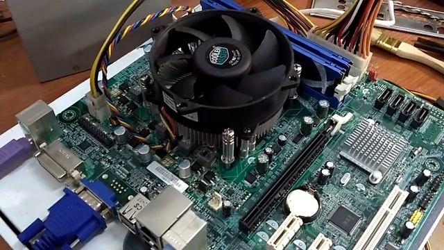 4 коротких сигнала при включении компьютера смотреть онлайн