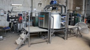 Изготовитель Сыра ИС-1000 с режуще-вымешивающим устройством