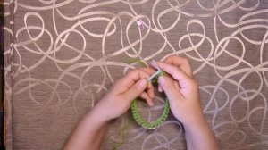 Узор спицами "Павлинье перо". Вязание поворотными рядами и по кругу. МК