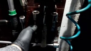 Какой нужно инструмент для начинающего шиномонтажа?