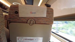 Riding The CR400-AF China Bullet Train | Chengdu Tianfu Airport To Chongqing