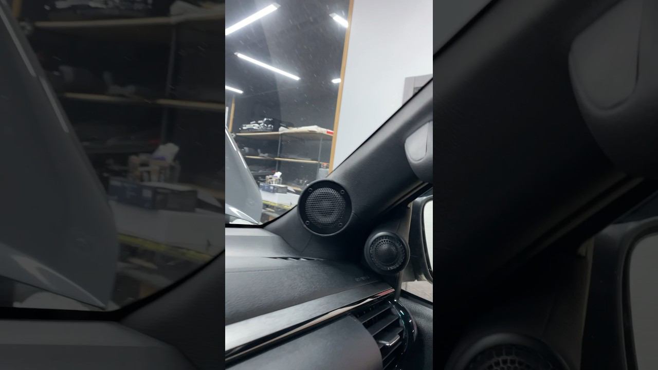 Музыка в пикап #toyota #sound #music смотреть онлайн