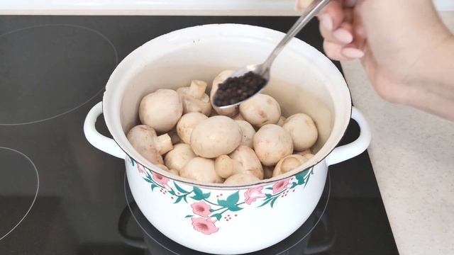МАРИНОВАННЫЕ ШАМПИНЬОНЫ за 10 минут. Так ВКУСНО, что готовлю уже ДВЕ НЕДЕЛИ ПОДРЯД КАЖДЫЙ ДЕНЬ!