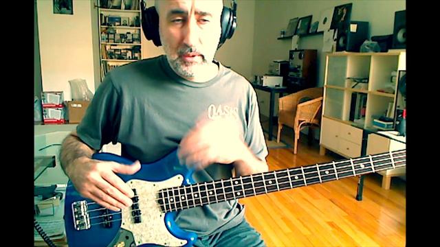 Developing 16th Note Funk Groove, Monday, 4-20-20 / 1993 Fender American Standard Longhorn Jazz Bas смотреть онлайн