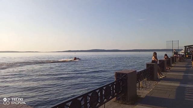 ВОДНЫЙ МОТОЦИКЛ НА ОНЕЖСКОМ ОЗЕРЕ смотреть онлайн