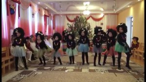 Танец папуасов _Чунга-чанга_ в детском саду.mp4