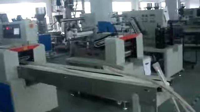 Упаковка длинных шлангов на DCWB-250X - горизонтальный упаковщик длинномеров смотреть онлайн