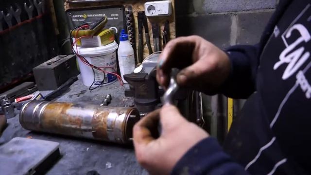 за мой опыт такое впервые... или почему шнековый насос перестал неожиданно качать воду... смотреть онлайн