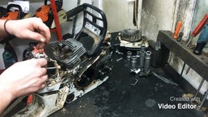 Disassembly and replacement of bearings and oil seals at Stihl Ms 261 C part 1